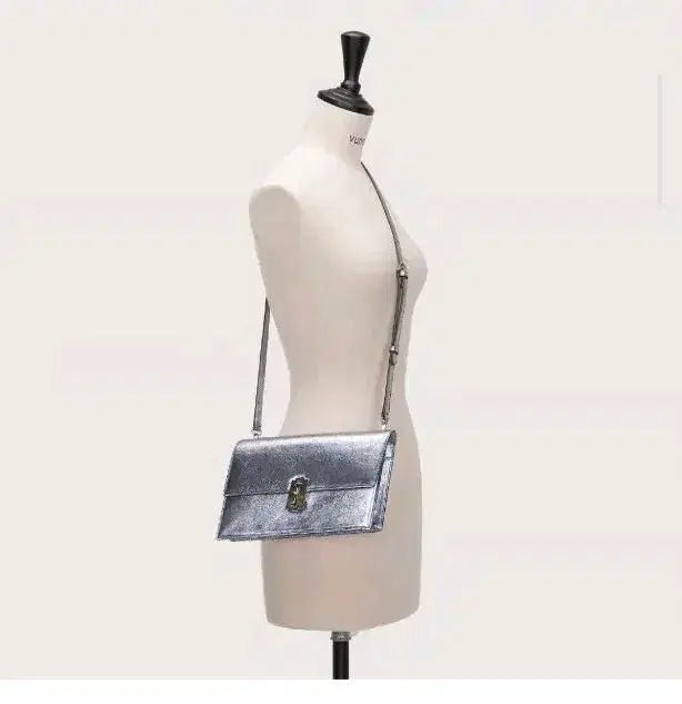 (新品) vunque Mercury Square Shoulder ブルー