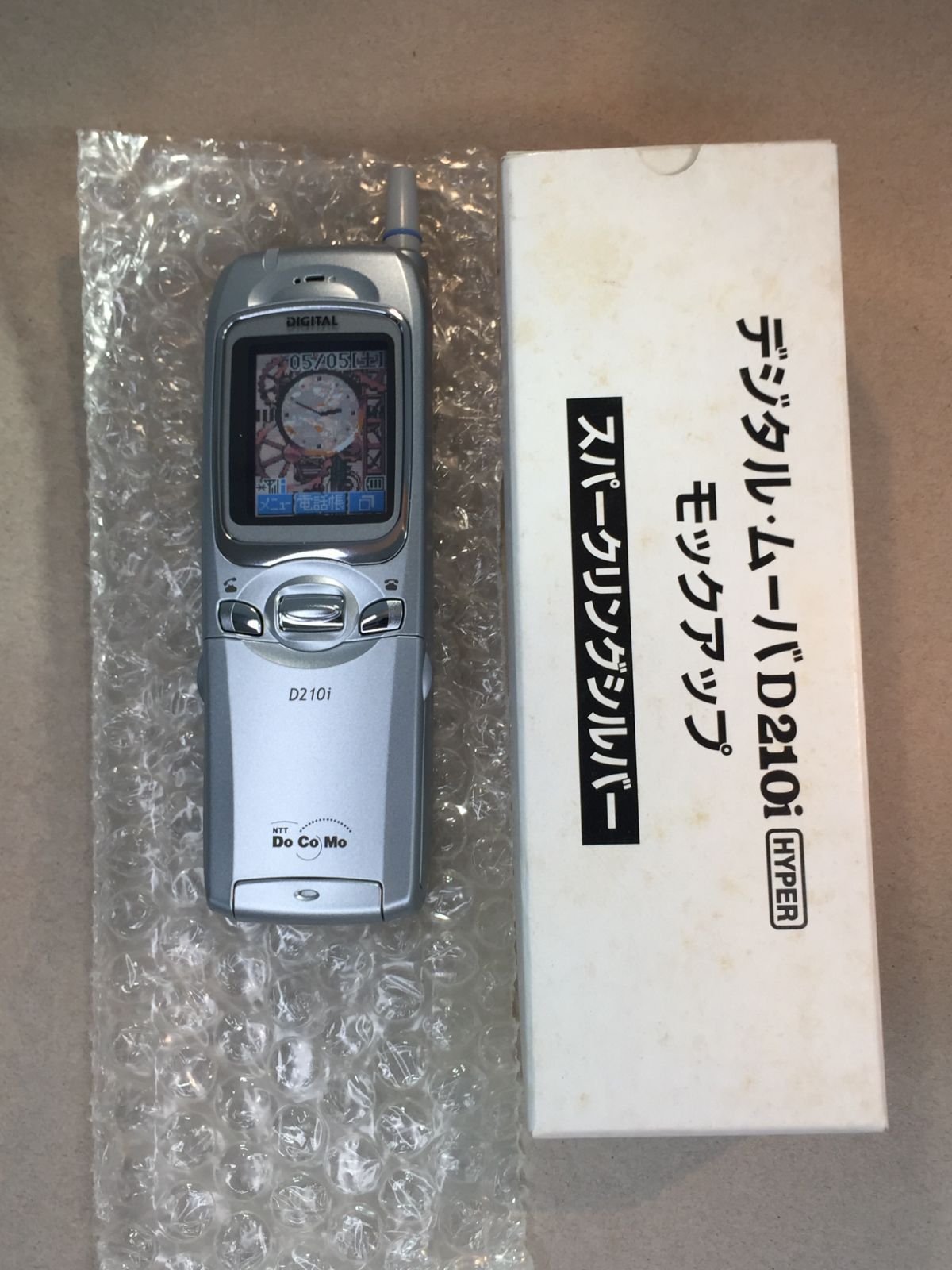 スマートフォン・携帯電話 モックアップ NTT DoCoMo D210i M519