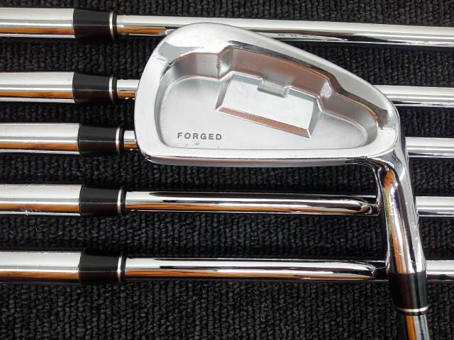 ダイワ グローブライド ONOFF FORGED.CB247 アイアンセット ダイワ(グローブライド) アイアンセット ONOFF CB247 アイアン (三浦