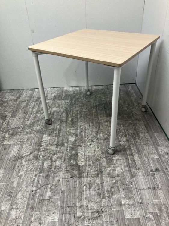 【中古品】イトーキ アクティブフィールドシリーズ 750角テーブル AF-0707HNA-WX ナチュラル