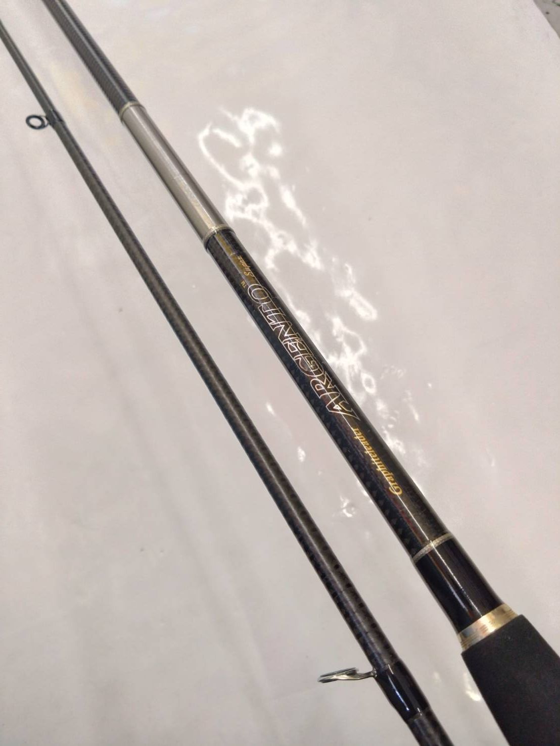 日本製　オリムピック　グラファイトリーダー　スーパーアルジェント　ＧＯＳＡＳ-1062ＭＬ　2ピース　スピニング　　(03)