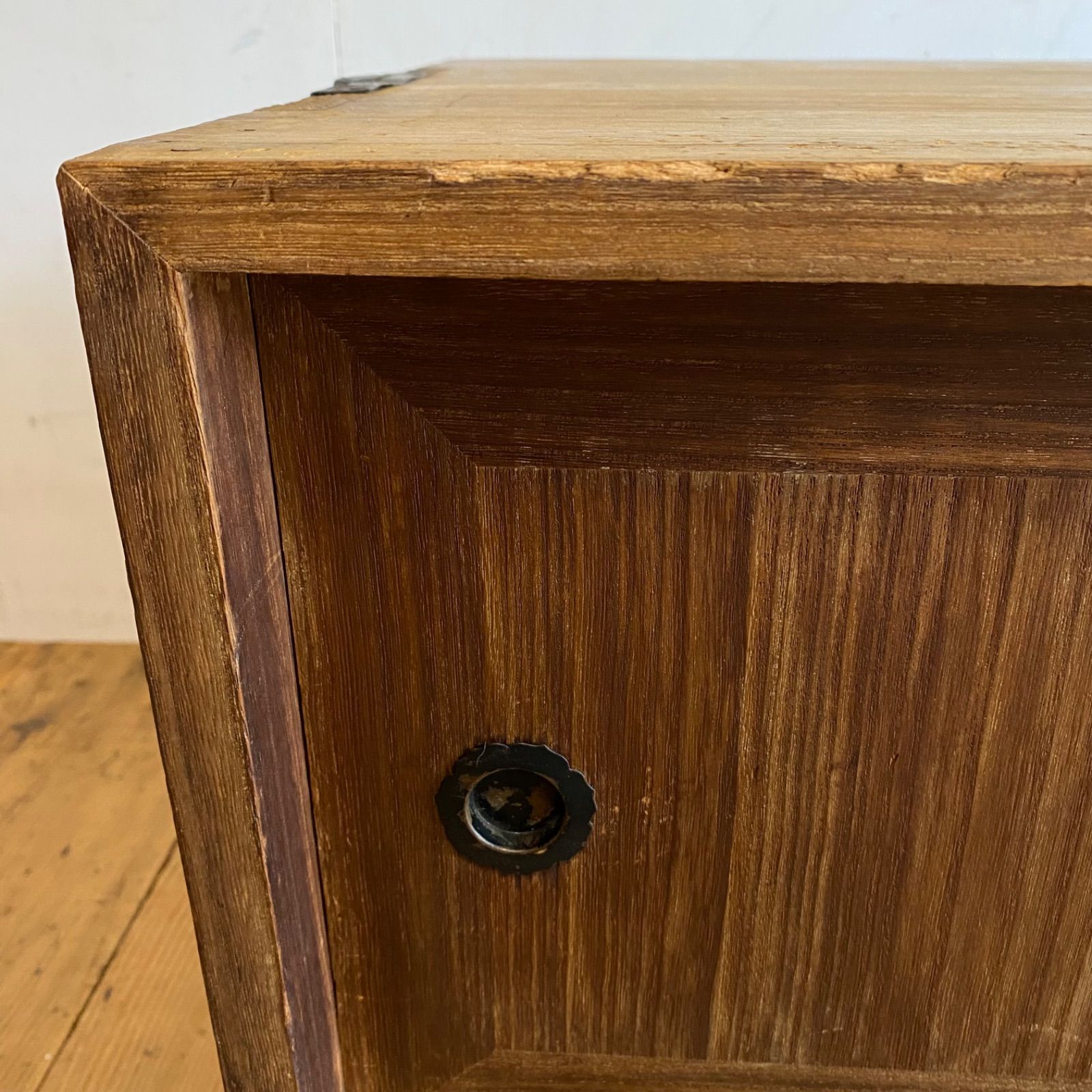 アンティーク チェスト 箪笥 ローボード テレビ台 昭和レトロ z807 アンティーク チェスト 桐箪笥 ローボード ローテーブル テレビ台 昭和