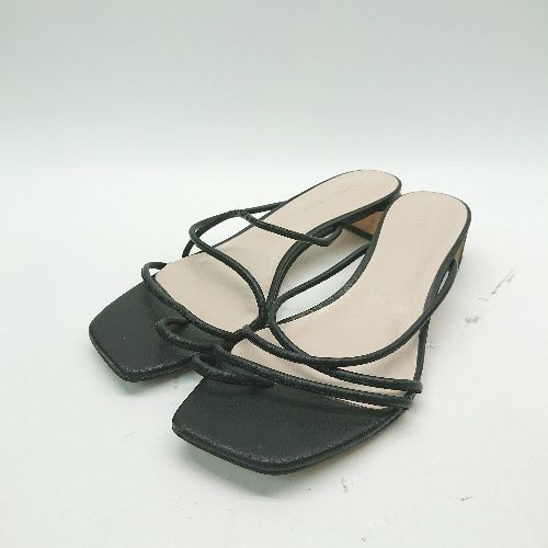 ◇ CHARLES & KEITH チャールズ＆キース オープントゥ チャンキーヒール サンダル サイズ37 ブラック レディース E 【1309040030909】
