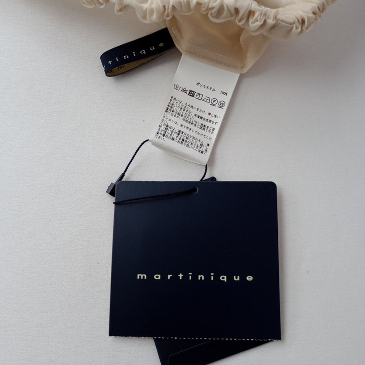 新品 martinique マルティニーク ギャザータック シアー プルオーバー 