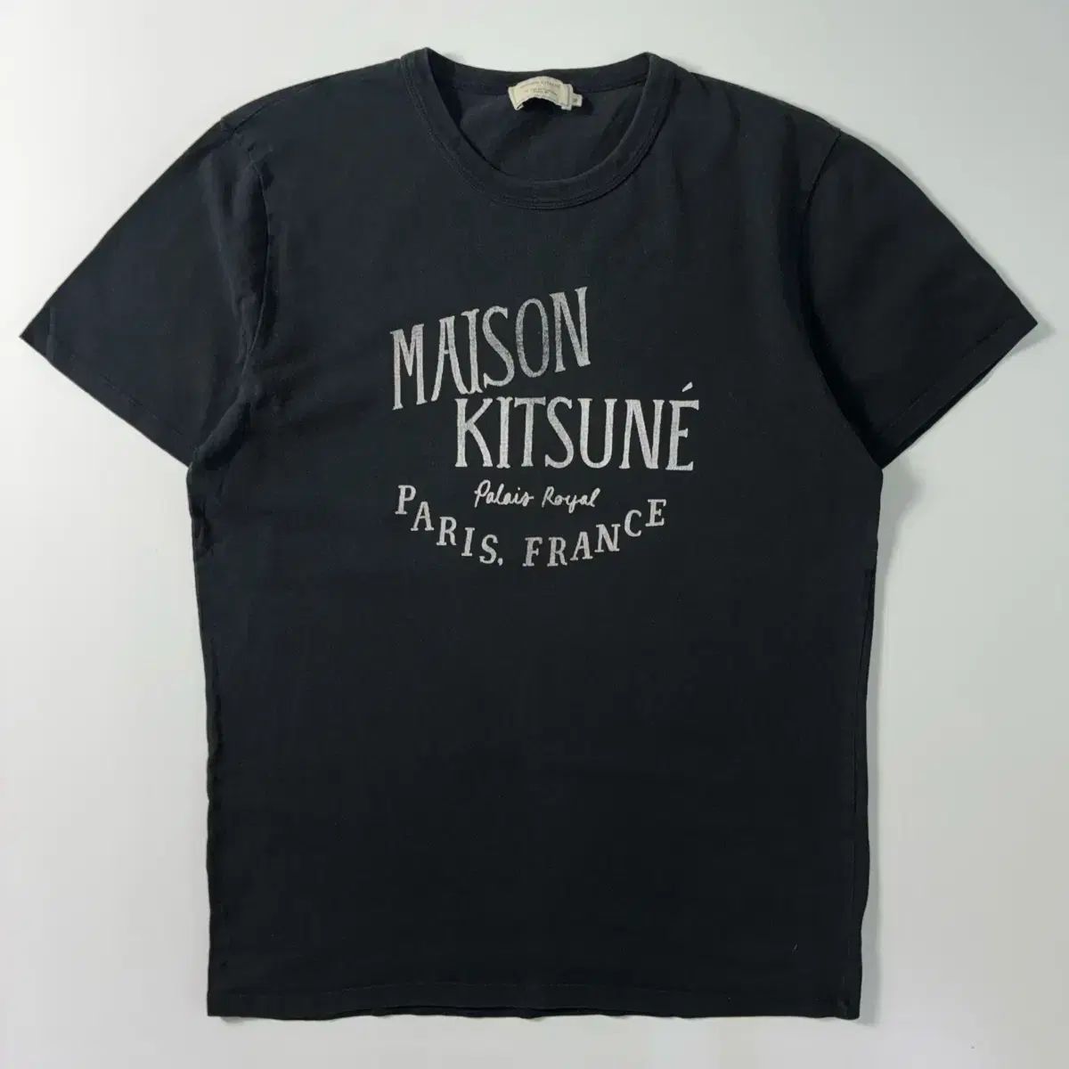 Maison kitsuné メゾンキツネ パレ ロイヤル Spellout 半袖Tシャツ
