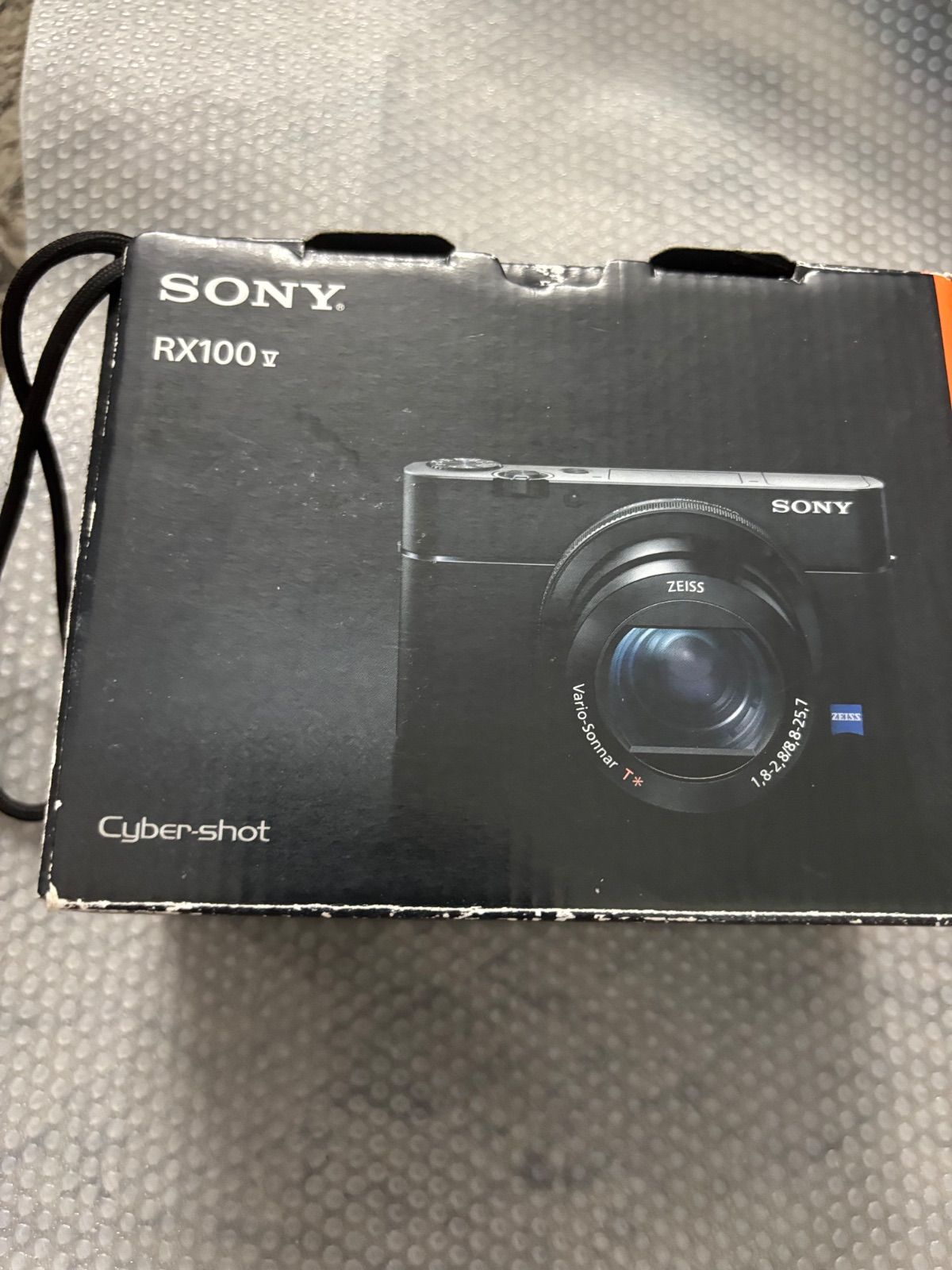 SONY Cyber-shot DSC-RX100M5 26040628