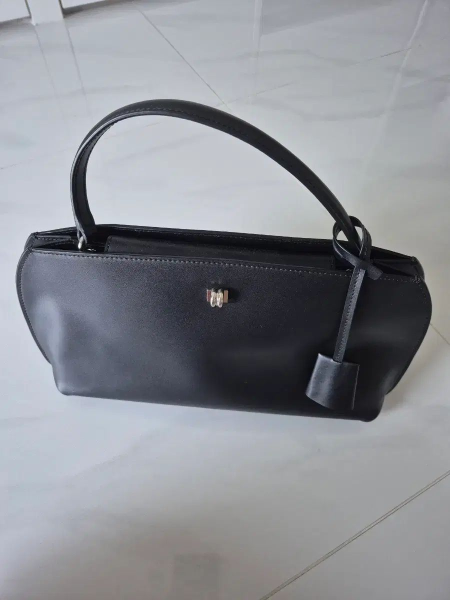 キダーサルモン トートバッグ (新品)