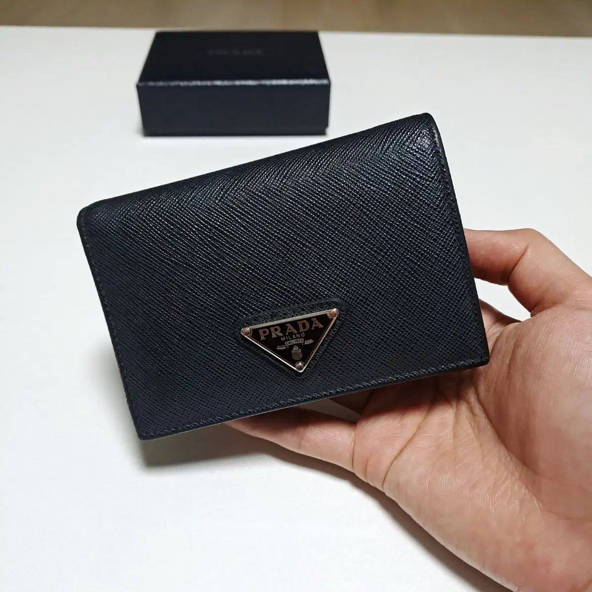 100%/正規品 PRADA プラダ サフィアーノ トライアングル カードウォレット ブラック
