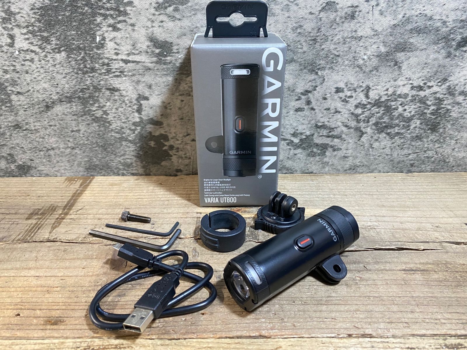 KB500 ガーミン GARMIN VARIA UT800 フロントライト 点灯確認済