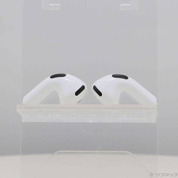 ソフマップ 〔中古品〕 AirPods 4 アクティブノイズキャンセリング搭載 MXP93J／A【305】