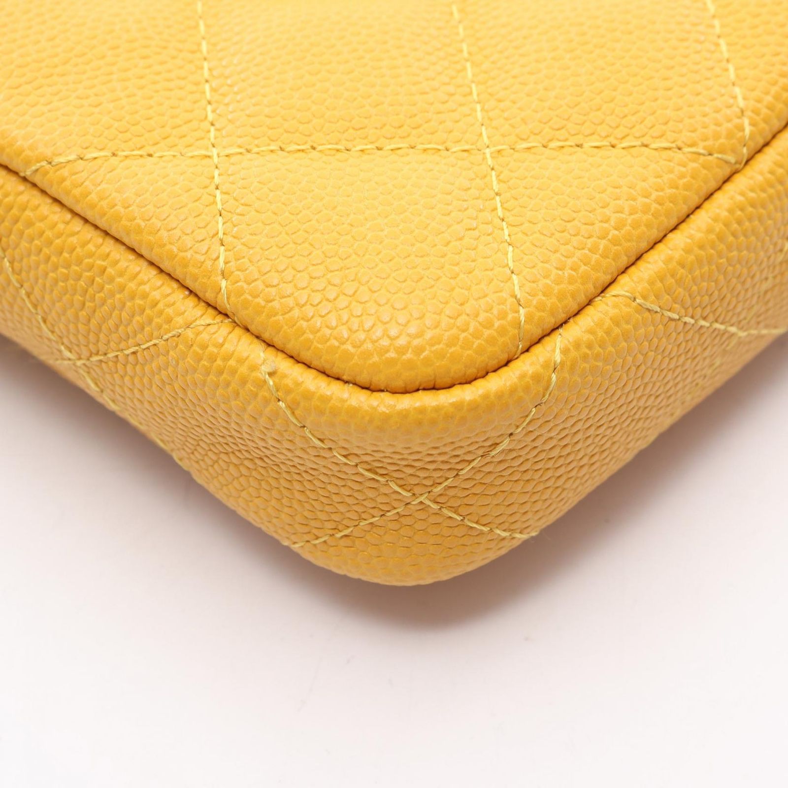 シャネル CHANEL ショルダーバッグ マトラッセ イエロー キャビア 