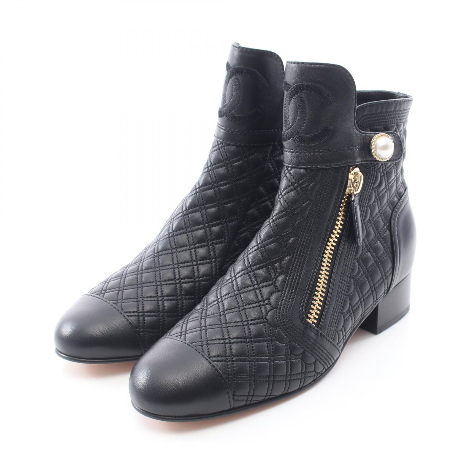 シャネル CHANEL ブーツ ココマーク パール キルティング ショート レザー ショートブーツ レディース Used A