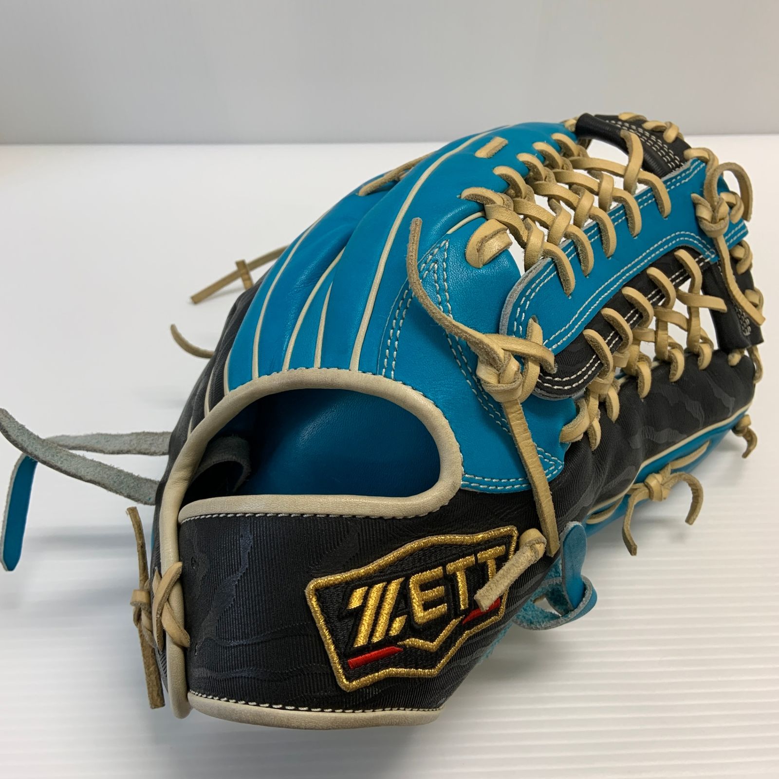 ゼット ZETT プロステイタス PROSTATUS BRGB32247 軟式 大人 一般 外野手用 グローブ グラブ 右投げ  中古品  野球 8655 ゼット ZETT プロステイタス PROSTATUS BRGB32247 軟式 大人 一般 外