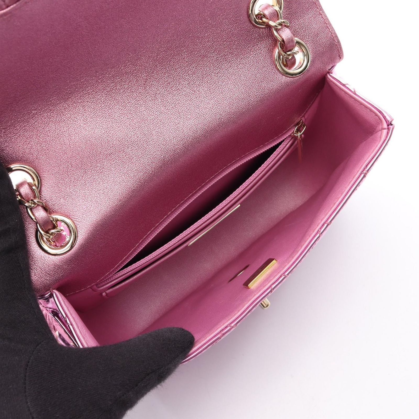 シャネル CHANEL ショルダーバッグ マトラッセ ミニフラップ