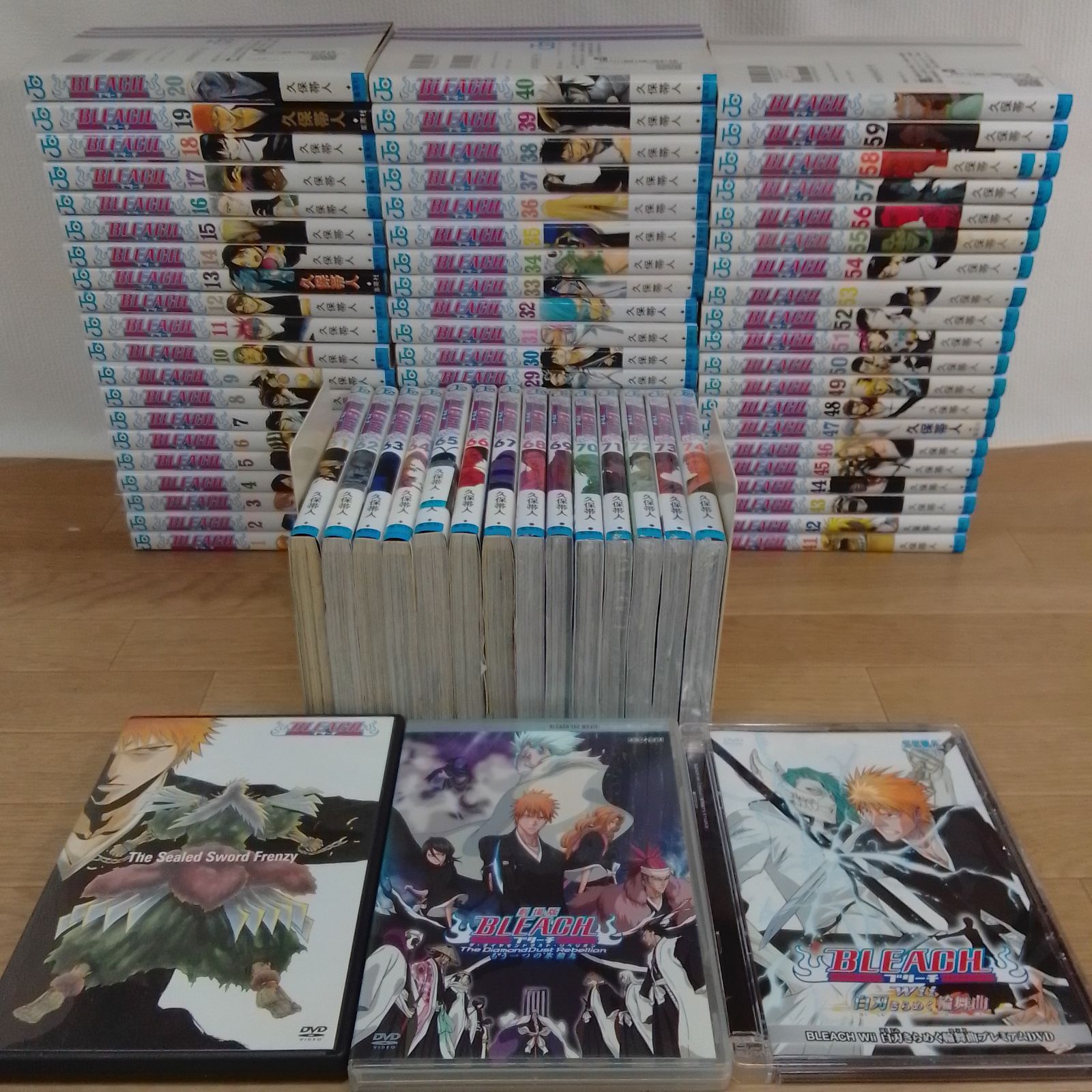 ★【未開封あり】BLEACH ブリーチ 1～74巻　コミック全巻・関連DVD3本セット　《RV15E》