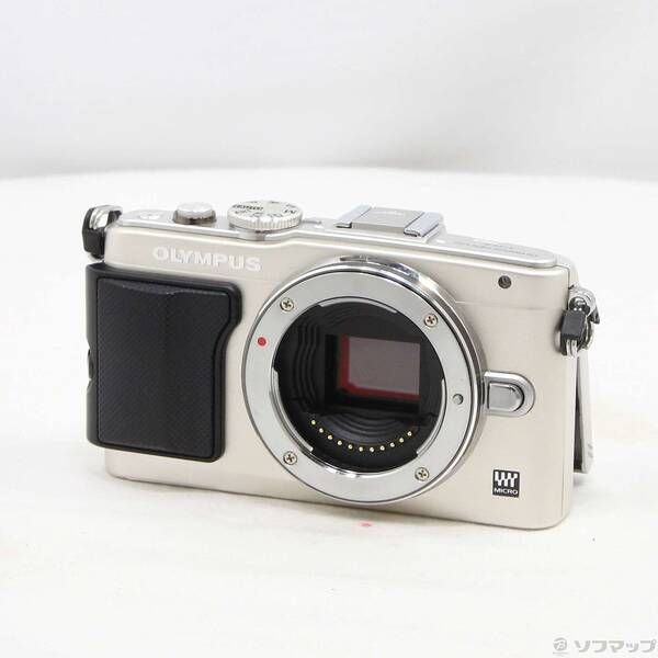 ソフマップ 〔中古品〕 PEN Lite E-PL6 シルバー【262】