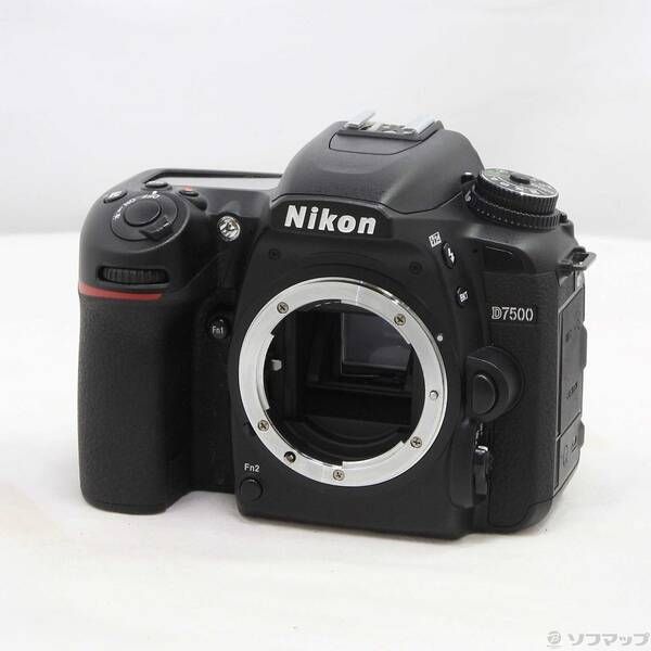 ソフマップ 〔中古品〕 D7500 ボディ【262】