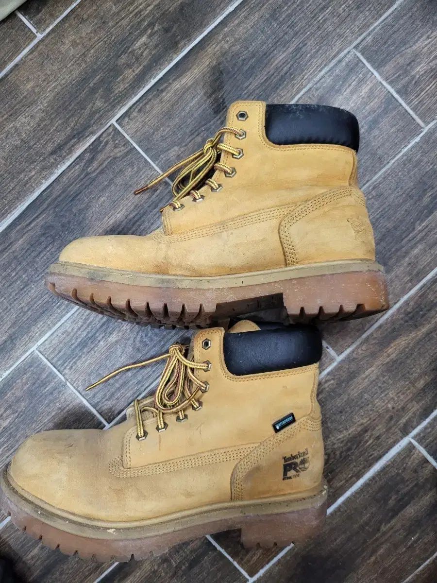 Timberland 6インチ イェロー ウォーカーブーツ