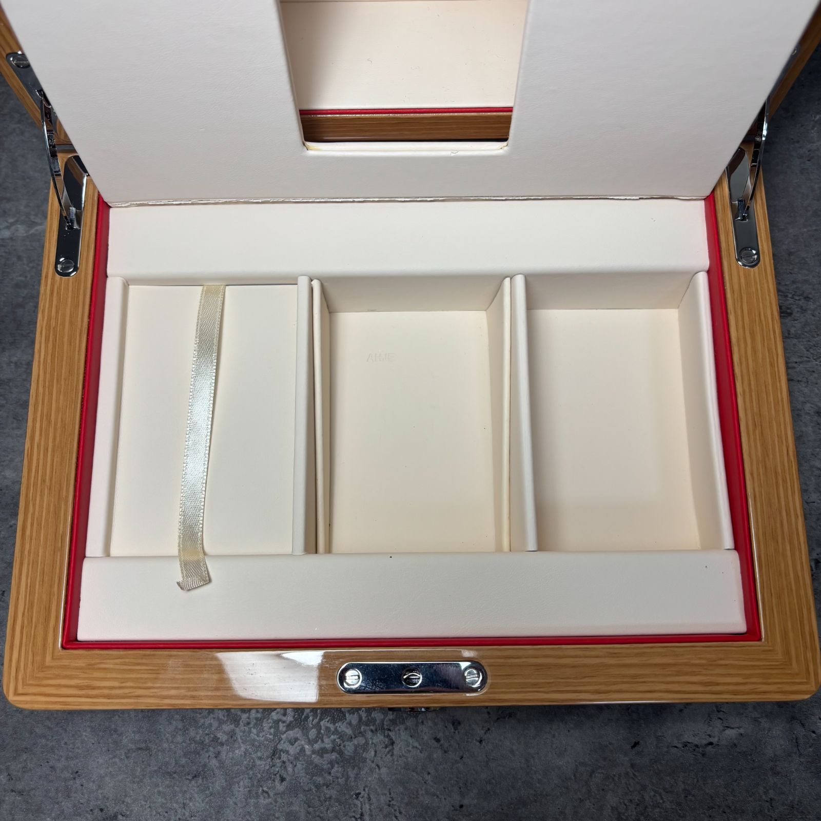 オメガ OMEGA 空箱 時計ケース マホガニー BOX 外箱なし - メルカリ