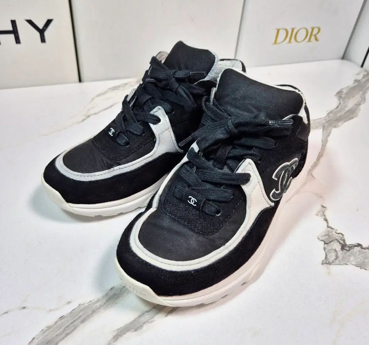 正規品) CHANEL シャネル CCロゴ レディース スニーカー 35 - メルカリ