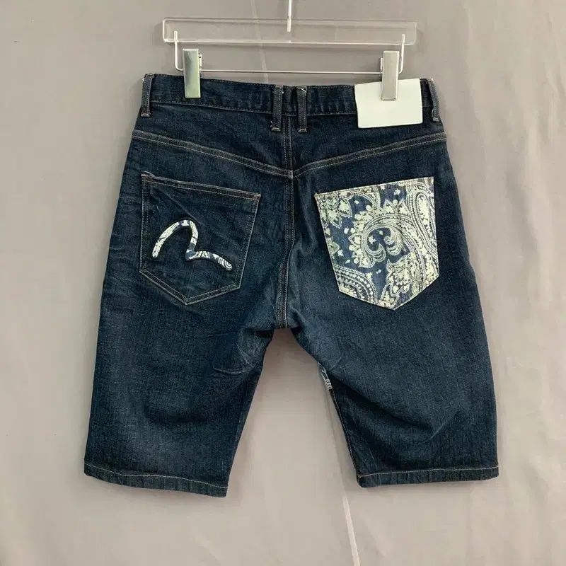 28インチ EVISU エヴィス ベイズリー バンダナ ストレッチ デニム ショーツ デニムハーフパンツ