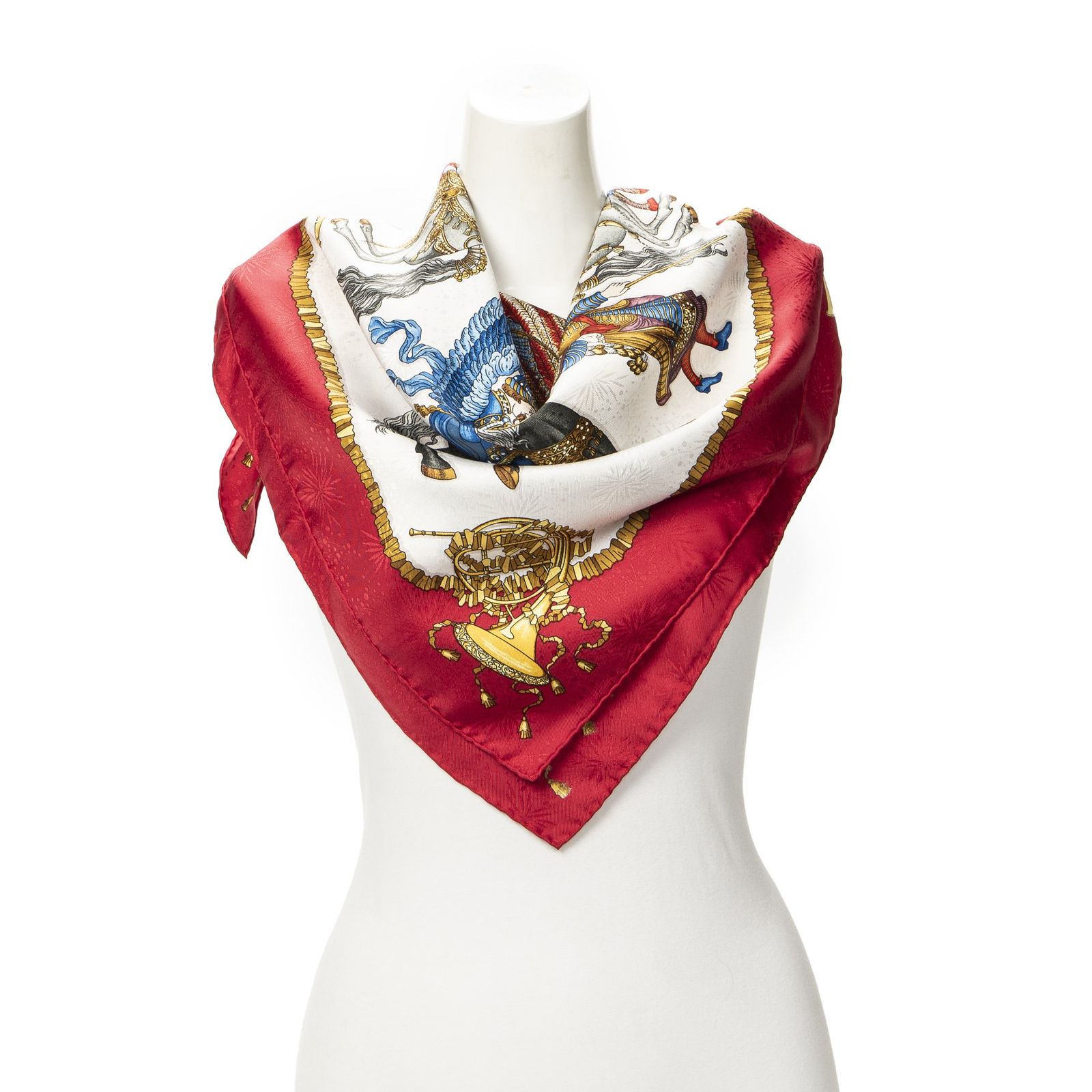 [中古] HERMES エルメススカーフ赤、アイボリー、金100% ジャカードシルクA