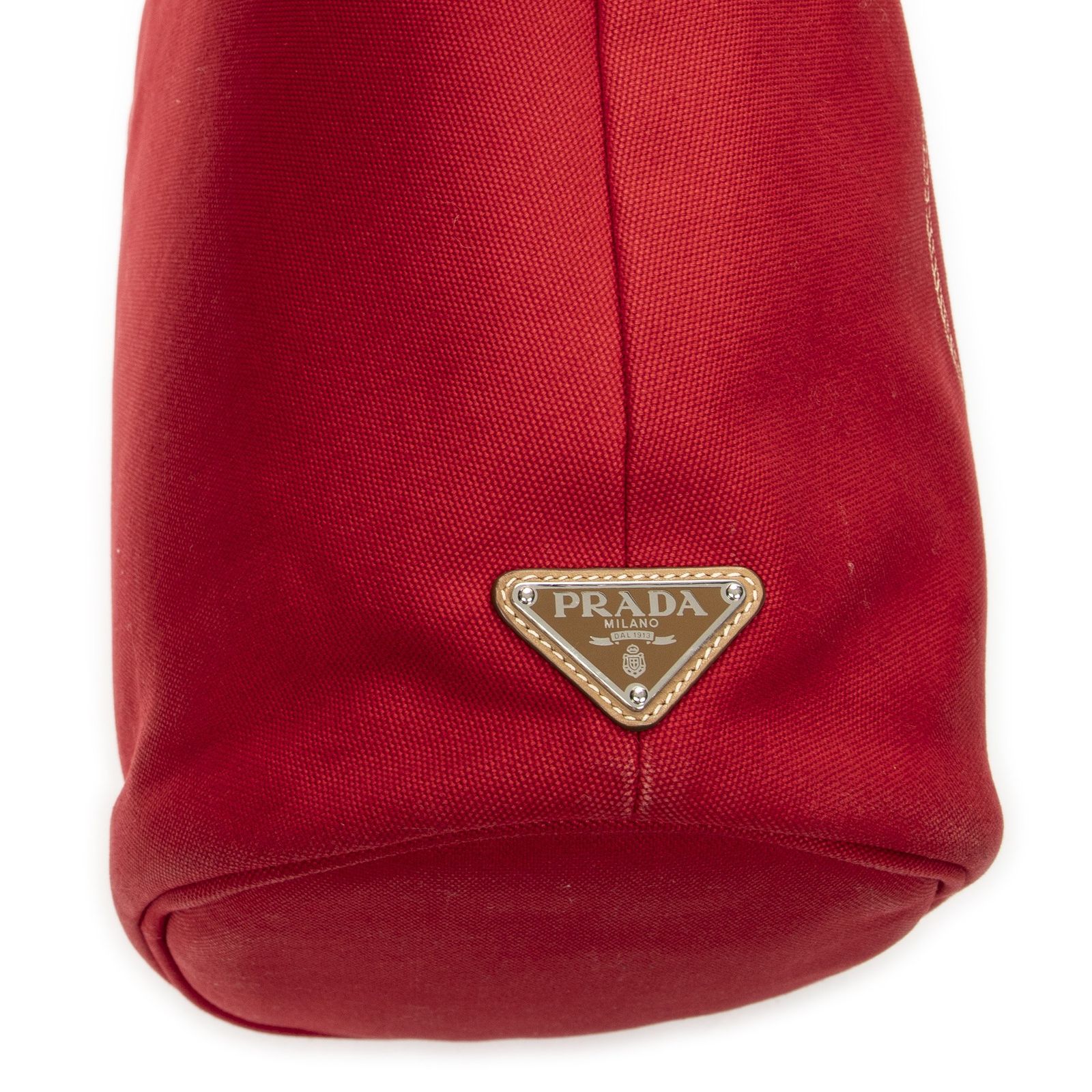 中古] PRADA プラダカナパ バケットトート赤カナパキャンバスA - メルカリ