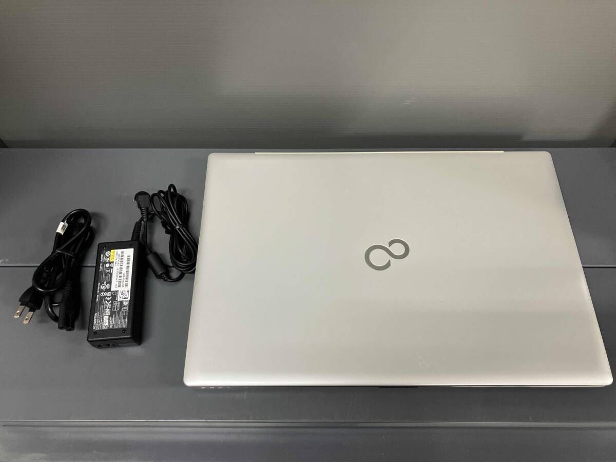 FUJITSU NH Series FMVN75E2G7 ノートPC