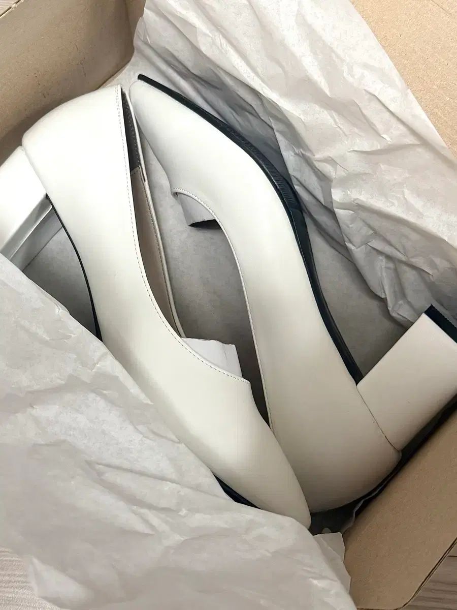 新品) 厚底 靴 240 白