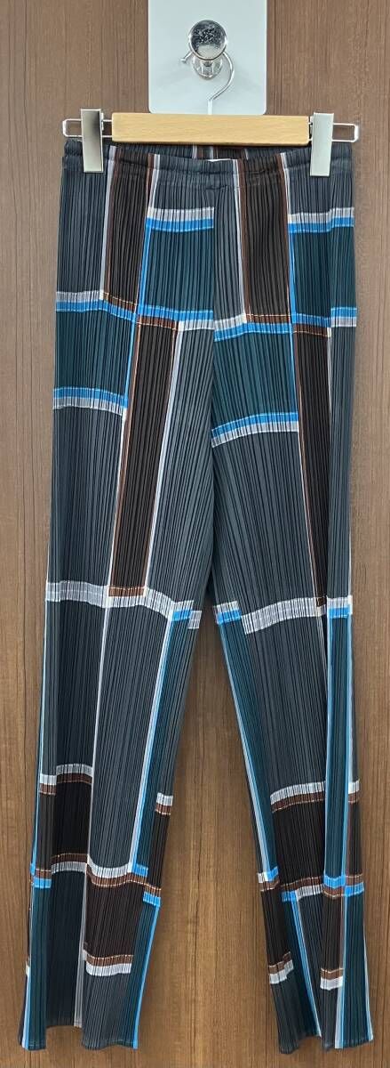pleatsplease パンツ PLEATS PLEASE ／ISSEY MIYAKE／パンツ／グリーン／サイズ1／PP64JF543
