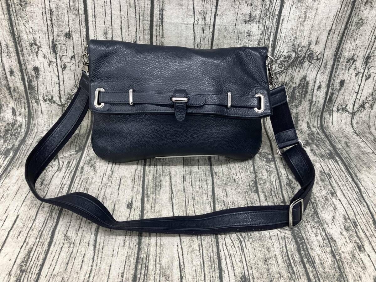 Pelle Morbida ペッレモルビダ ショルダーバッグ ネイビー - メルカリ