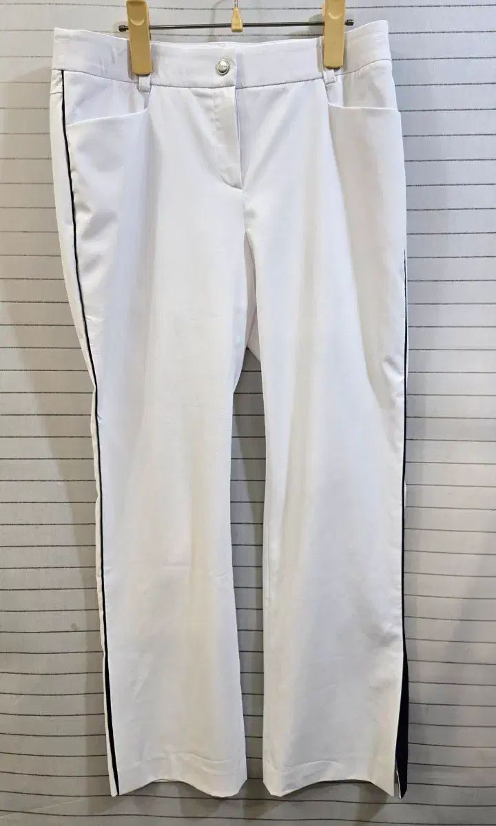 タイトリスト 正規品 ゴルフパンツ 白