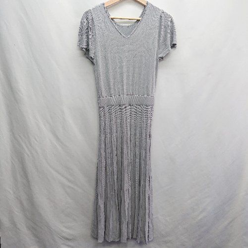 ◇ tocco closet トッコ クローゼット Vネック 薄手 シンプル 半袖 ロング丈 ワンピース サイズM グレー レディース E 【1406180102968】