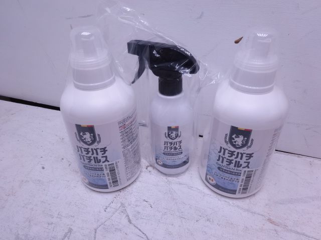新品　未使用　バチバチバチルス洗剤 800ml×2 スプレー容器付き　2605