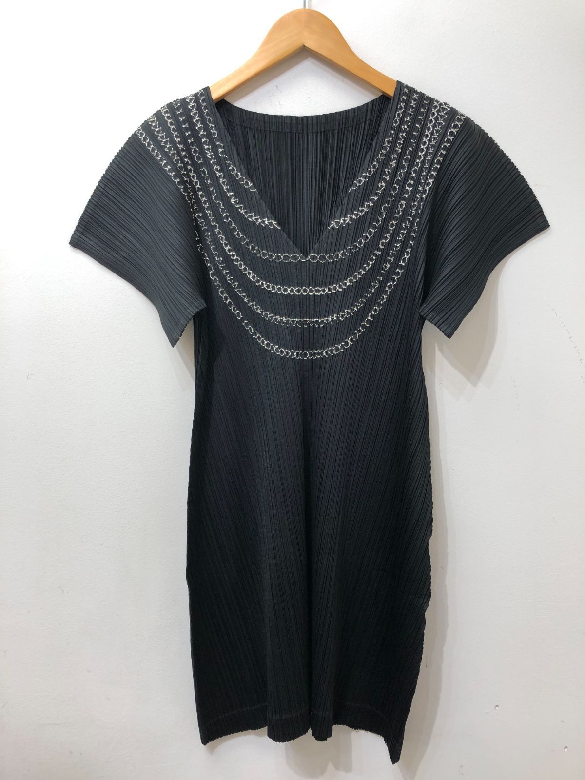 237☆PLEATS PLEASE プリーツプリーズ☆イッセイミヤケ☆ネックレス柄 