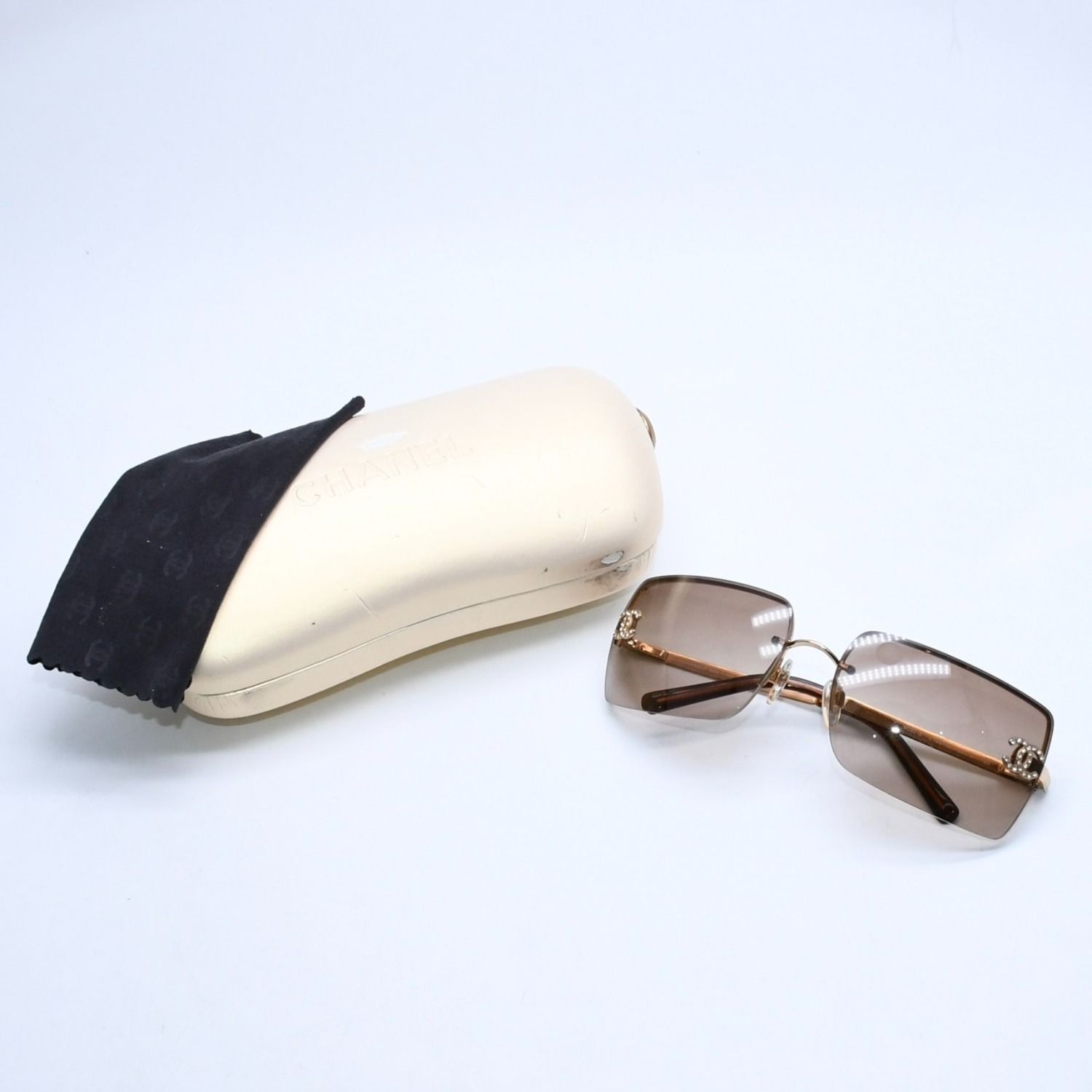 CHANEL シャネル ハーフリム サングラス アイウェア 4092-B c.125/13 サイズ62□15 120 ココマーク ラインストーン 美品 中古 4a002138