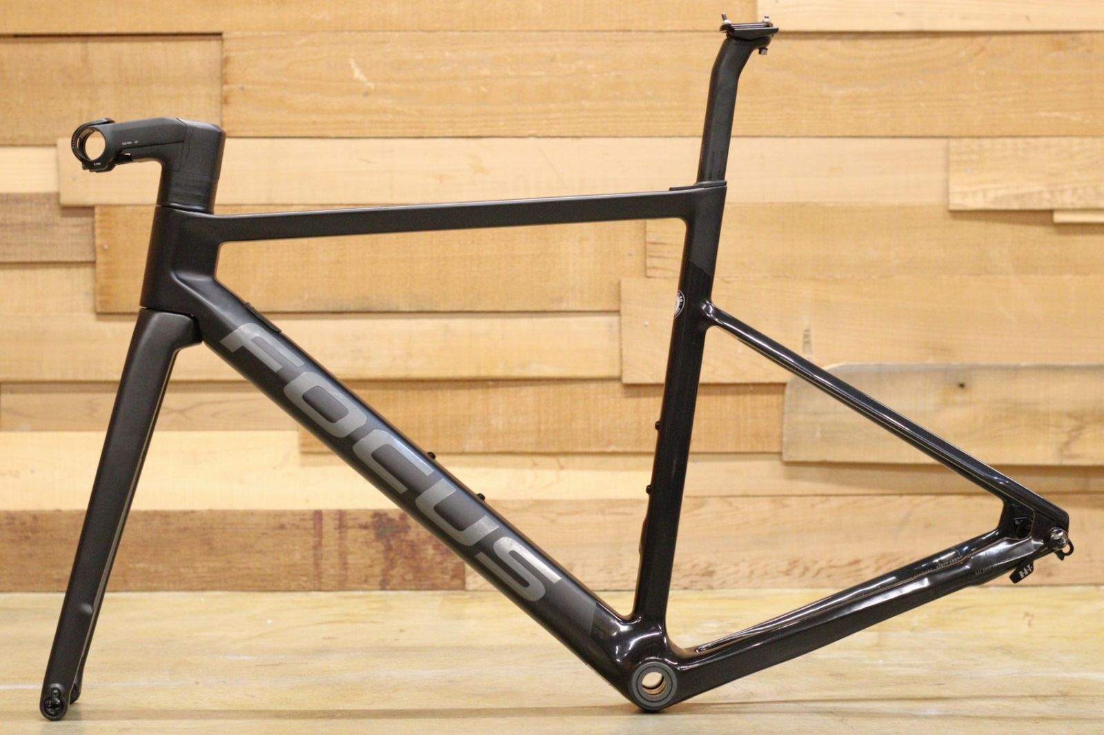 フォーカス FOCUS イザルコマックス ディスク IZALCO MAX DISC 9 2022