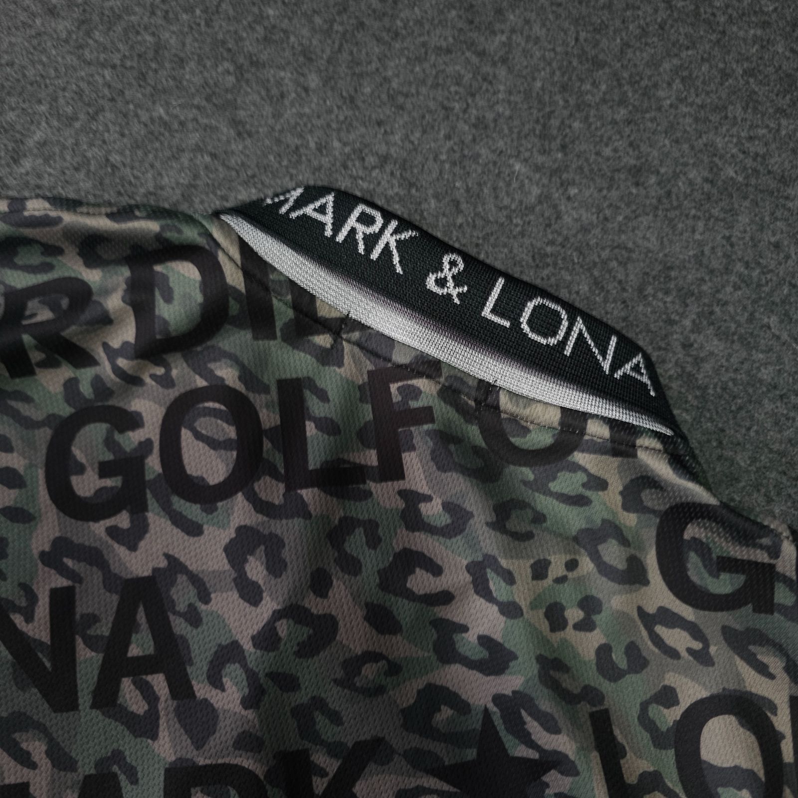 👌値下げ交渉受付中】美品 MARK&LONA カモフラ柄 ロゴネーム 総柄 半袖