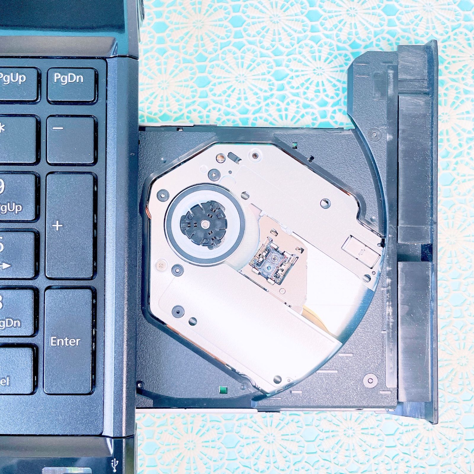 ★HDD大容量★Windows11 東芝 ノートPC カメラ搭載 高性能CPU 富士通 ノートPC カメラ搭載 ☆HDD大容量☆Windows11 HDD大容量