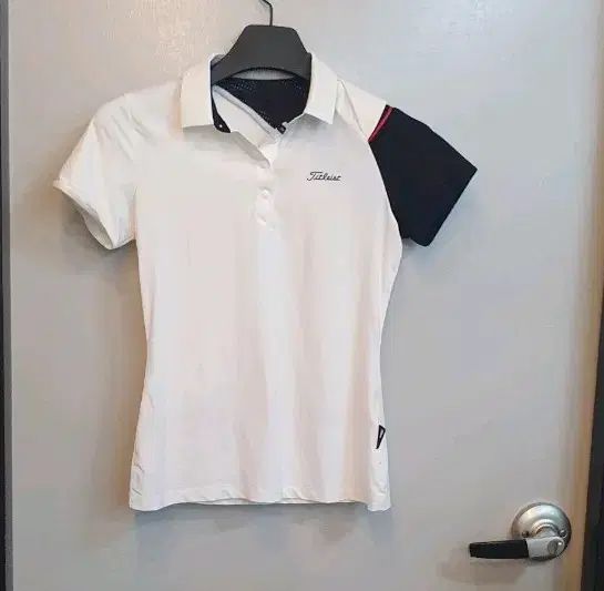 Titleist(タイトリスト) レディース ゴルフ 半袖 白/ネイビー 接触冷感素材 S