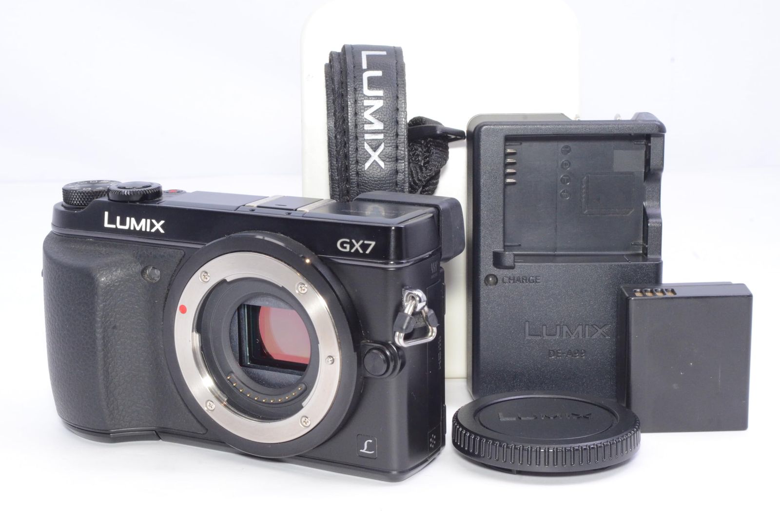 パナソニック LUMIX GX7 ボディ ブラック 動作確認済み 実用良好 付属品あり