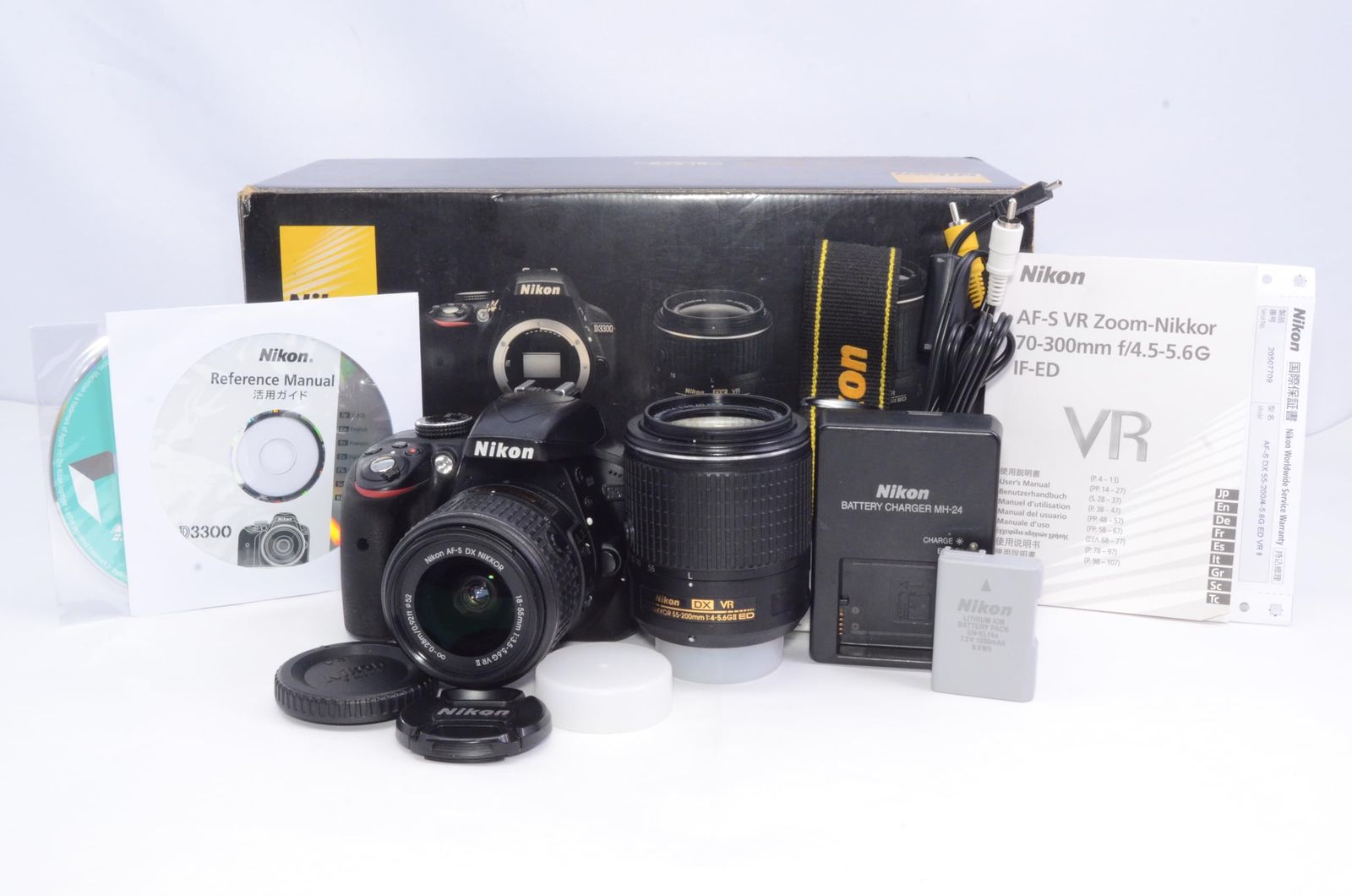 Nikon D3300 ダブルズームキット2 ブラック 動作確認済み 実用良好 付属品あり