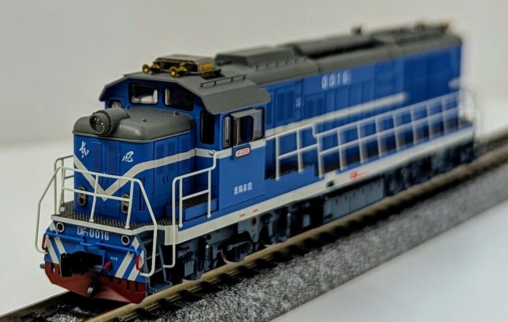 CHANGMING 1/160 ＮScale DIESEL LOCOMOTIVES Nゲージ DF7型内燃机車 京局豊段