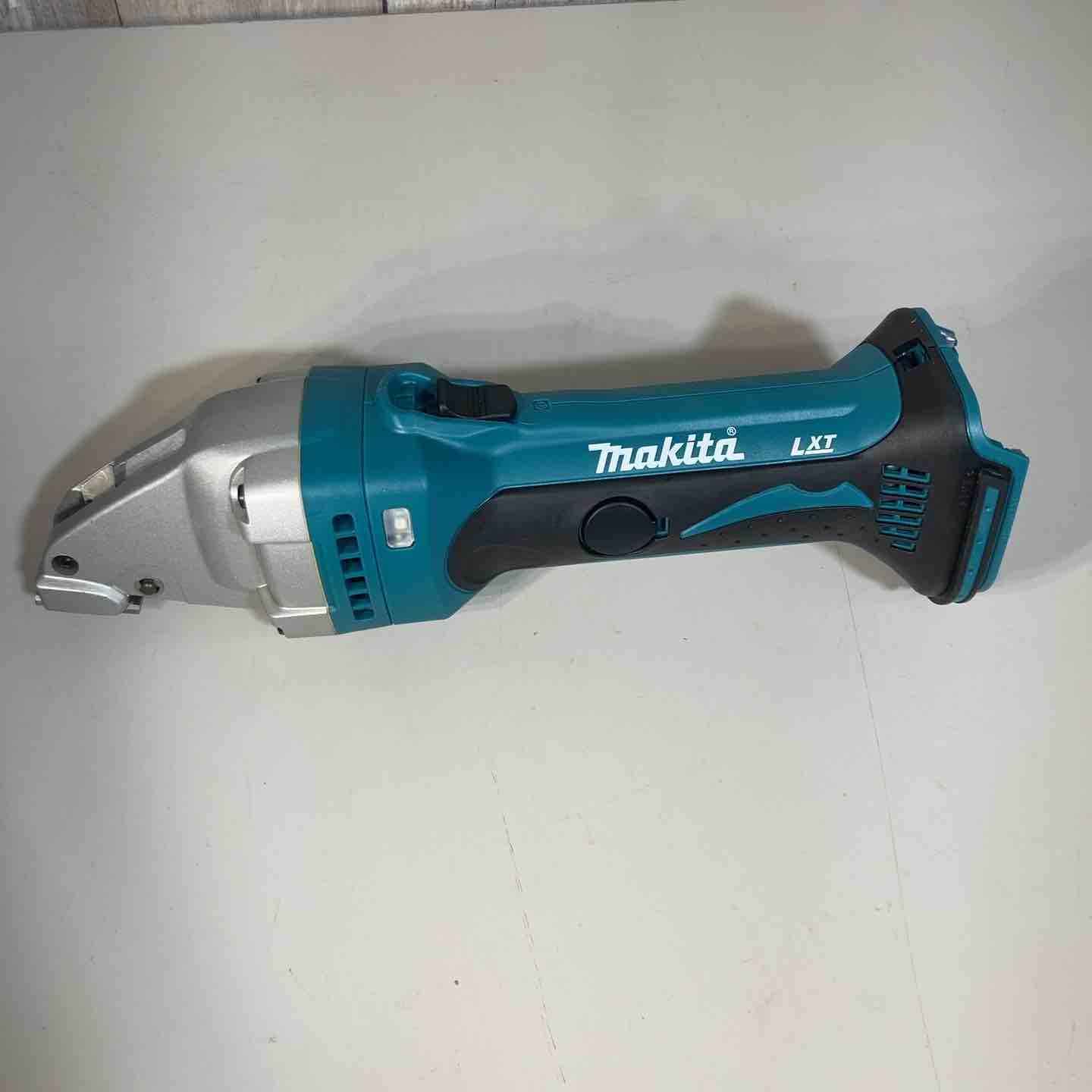 ☆マキタ(makita) コードレスストレートシャー JS161DZ【戸田店】