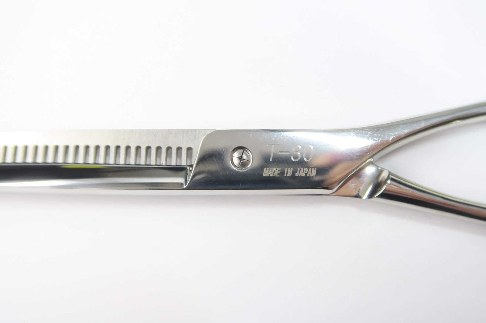 Bランク【光シザー HIKARI ヒカリ】 T-30 セニング 美容師・理容師 5.8