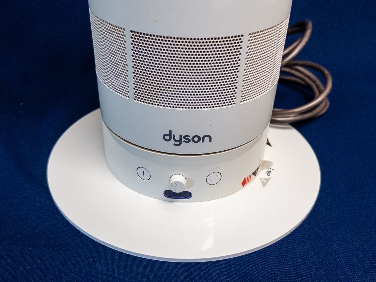 ダイソン Dyson 羽なし扇風機 AM02 タワーファン リモコン付 おしゃれ 