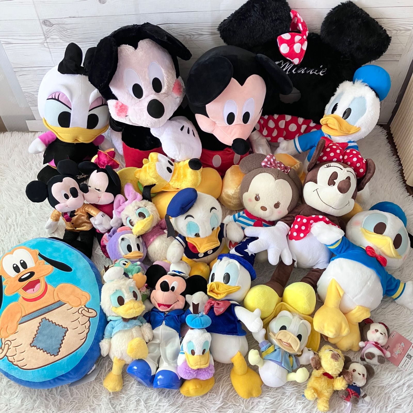 ディズニー ぬいぐるみ ミッキー ドナルド ミニー デイジー プルート