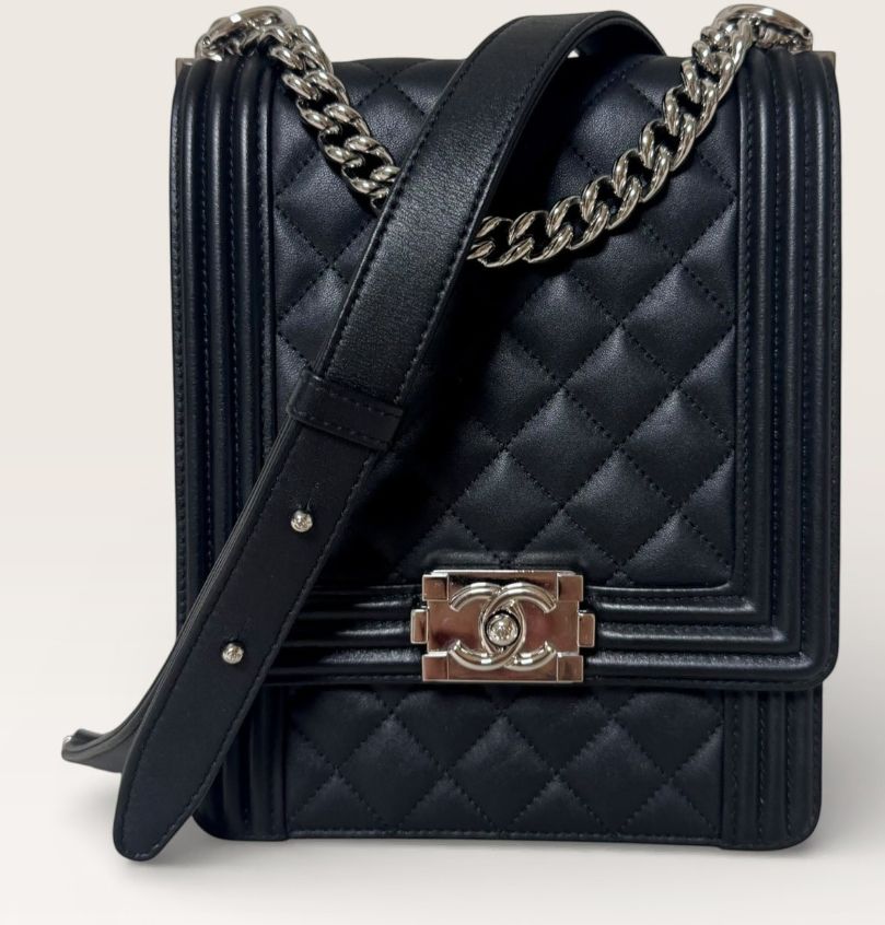 (DAEGU) CHANEL シャネル ラムスキン ボーイシャネル vertikal flap シルバー BOY ボーイバッグ