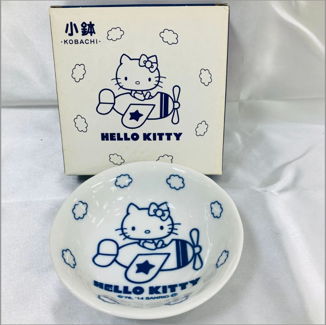 A【非売品】ハローキティ チャーミーちゃん 40周年 皿 サラダボール