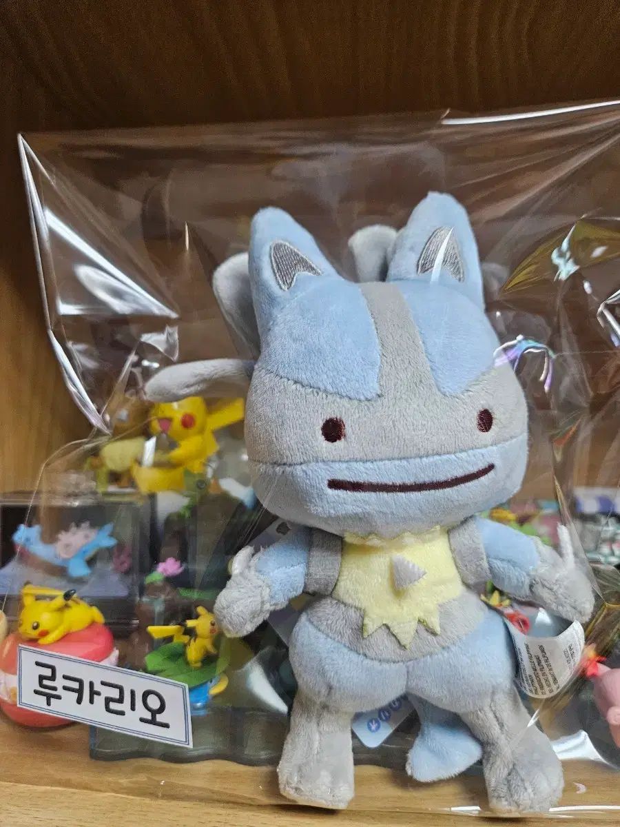 変身メタモン ルカリオ 出品